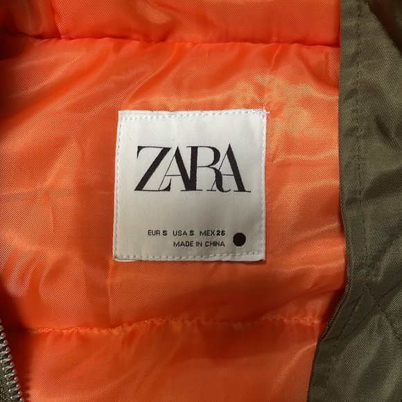 Perfect for Spring green bomber - Picture 2 of 2